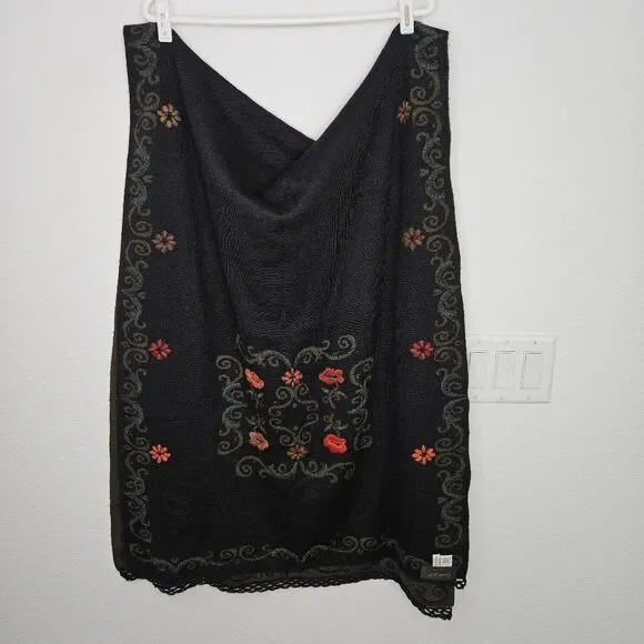 Invisible World, Embroidered Shawl with Floral Patterns, Olive And Black, Alpaca